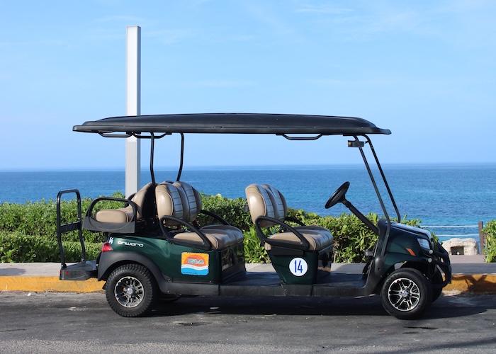 Rentadora Isla 6-person Car 